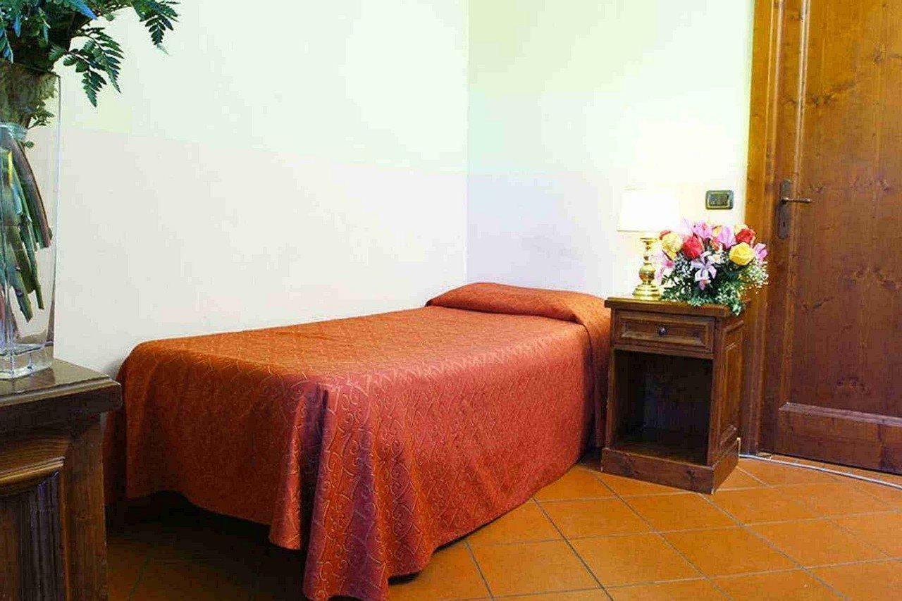 Bed and Breakfast Domus Sessoriana à Rome Extérieur photo