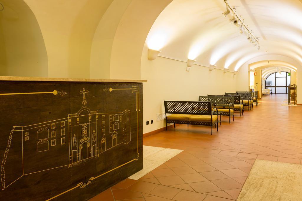 Bed and Breakfast Domus Sessoriana à Rome Extérieur photo