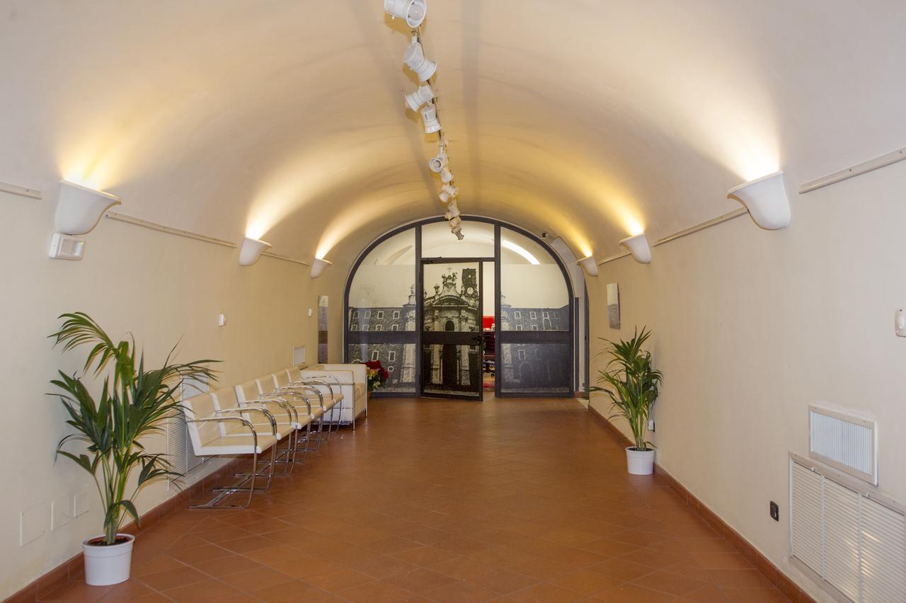 Bed and Breakfast Domus Sessoriana à Rome Extérieur photo