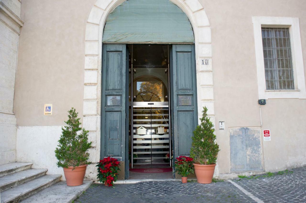 Bed and Breakfast Domus Sessoriana à Rome Extérieur photo