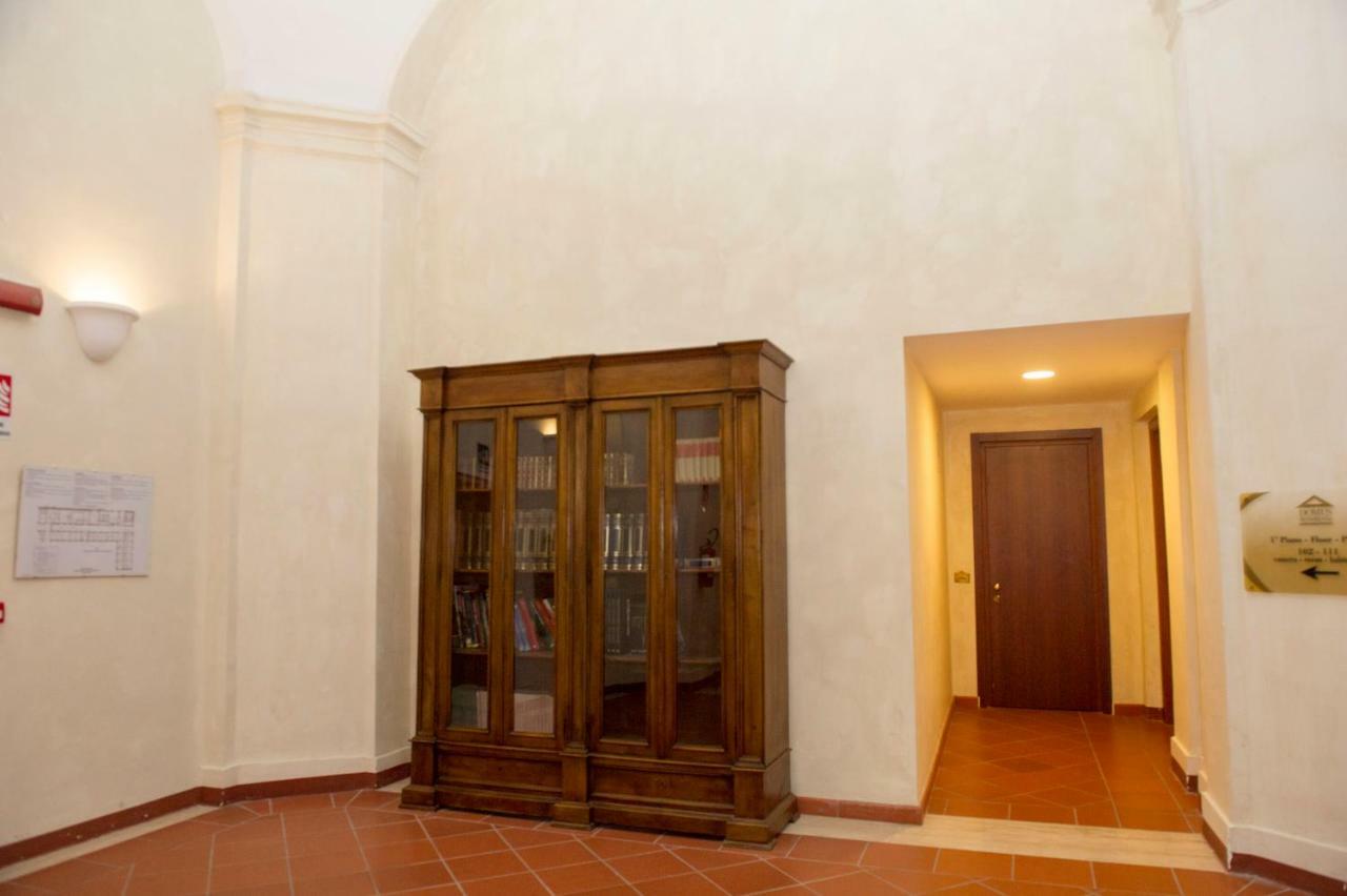 Bed and Breakfast Domus Sessoriana à Rome Extérieur photo